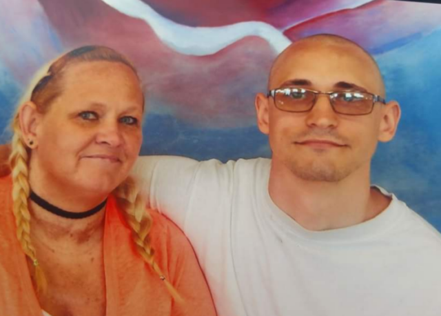 Leilani Creed enjoying time with her son Damian who is currently serving a sentence at Washington State Penitentiary; they struggle to keep in contact because of Securus’s poor services. 
