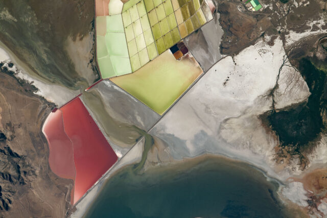An image of an eastern portion of Great Salt Lake and its evaporation ponds.